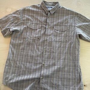 Columbia Short Sleeve Button Down Shirt size XL (ES)